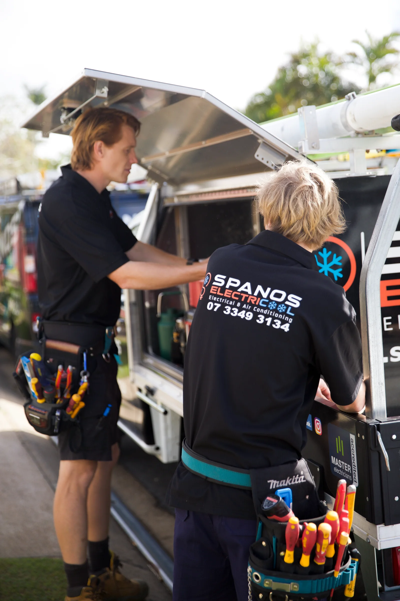 Licensed Spanos Brisbane Electrician Team
